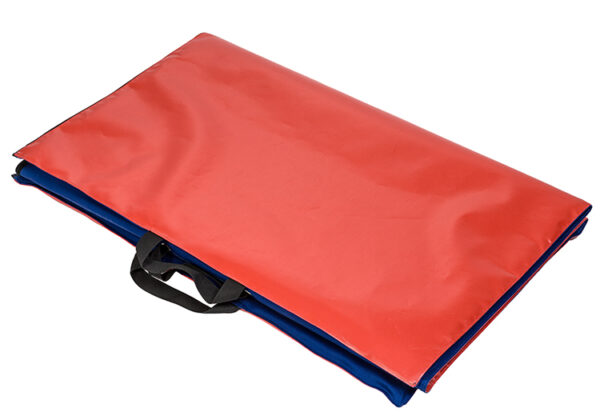 Heavyweight waterproof target shooting mat folded - low resolution